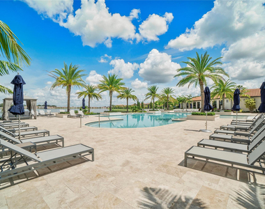 11785 S Waterway Circle - Photo Thumbnail 54