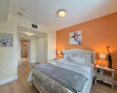 610 Clematis Street - Photo Thumbnail 18