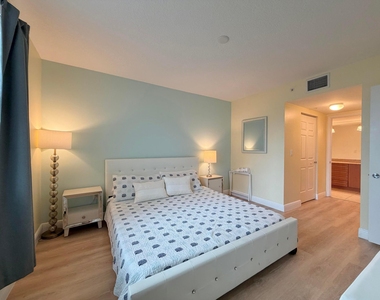 610 Clematis Street - Photo Thumbnail 14