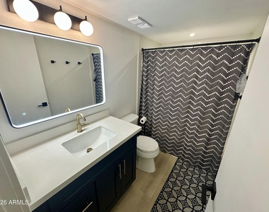 7950 E Camelback Road - Photo Thumbnail 12