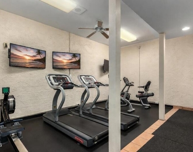 7950 E Camelback Road - Photo Thumbnail 29