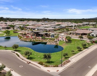 1285 E Mead Drive - Photo Thumbnail 42