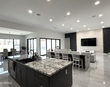 1285 E Mead Drive - Photo Thumbnail 13