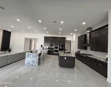 1285 E Mead Drive - Photo Thumbnail 14