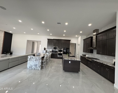 1285 E Mead Drive - Photo Thumbnail 15
