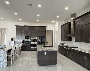 1285 E Mead Drive - Photo Thumbnail 16