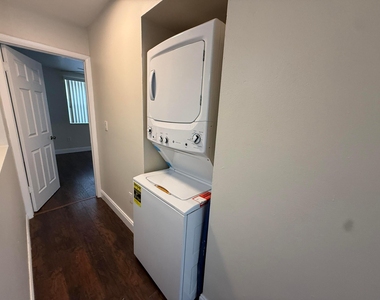 3817 Nw 90th Avenue - Photo Thumbnail 7