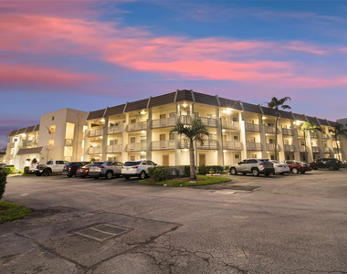 6890 Royal Palm Boulevard - Photo Thumbnail 30