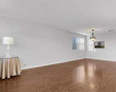6890 Royal Palm Boulevard - Photo Thumbnail 10
