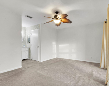 6890 Royal Palm Boulevard - Photo Thumbnail 15