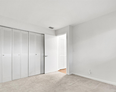 6890 Royal Palm Boulevard - Photo Thumbnail 19