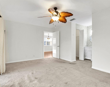 6890 Royal Palm Boulevard - Photo Thumbnail 14
