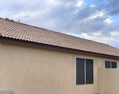 8022 W Salter Drive - Photo Thumbnail 27