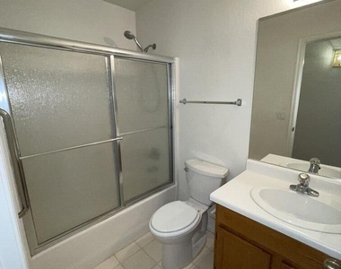 4941 E Colby Street - Photo Thumbnail 12
