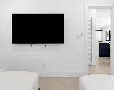112 Se 14th Street - Photo Thumbnail 20
