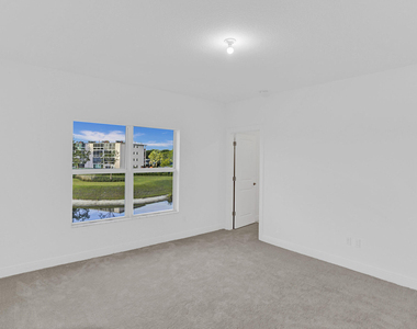 585 Sanderling Circle - Photo Thumbnail 27