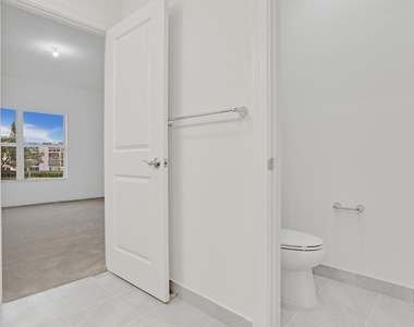585 Sanderling Circle - Photo Thumbnail 19