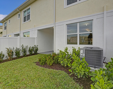 585 Sanderling Circle - Photo Thumbnail 48
