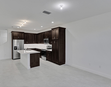 585 Sanderling Circle - Photo Thumbnail 6