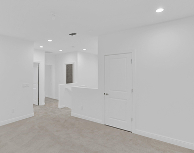 585 Sanderling Circle - Photo Thumbnail 30