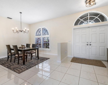13514 Northumberland Circle - Photo Thumbnail 3