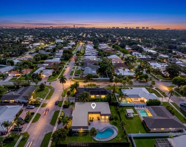 1424 Sw 13th Drive - Photo Thumbnail 16