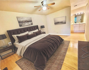 3561 Nw 35th Street - Photo Thumbnail 4