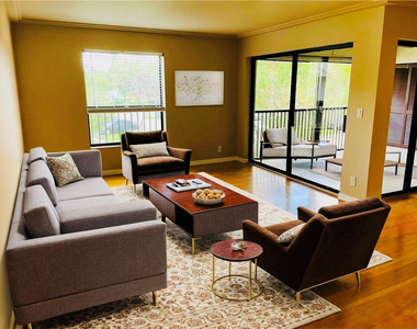 3561 Nw 35th Street - Photo Thumbnail 2