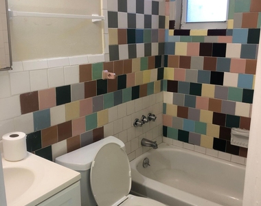 829 Nw 10th Terrace - Photo Thumbnail 5