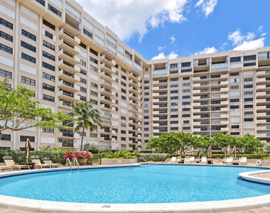 4900 N Ocean Boulevard - Photo Thumbnail 27