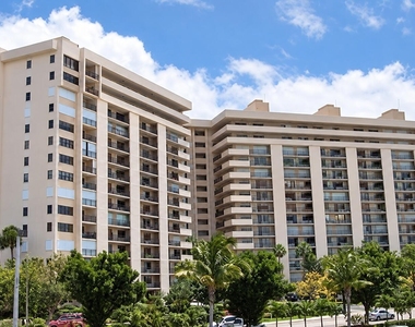4900 N Ocean Boulevard - Photo Thumbnail 26