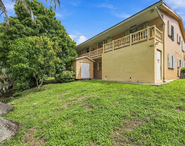 4106 Riverside Drive - Photo Thumbnail 6