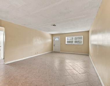 4106 Riverside Drive - Photo Thumbnail 16