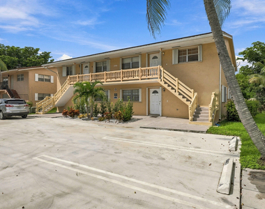 4106 Riverside Drive - Photo Thumbnail 1