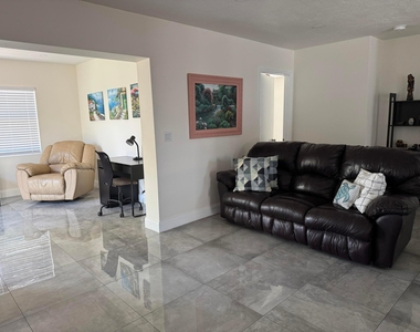 158 E 23rd Street - Photo Thumbnail 5