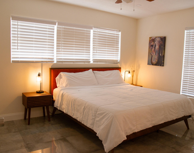 158 E 23rd Street - Photo Thumbnail 9