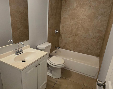 15201 Ne 6th Avenue - Photo Thumbnail 12