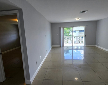 15201 Ne 6th Avenue - Photo Thumbnail 3