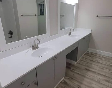 4255 N University Drive - Photo Thumbnail 13