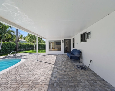 340 Ne 23rd Way - Photo Thumbnail 36
