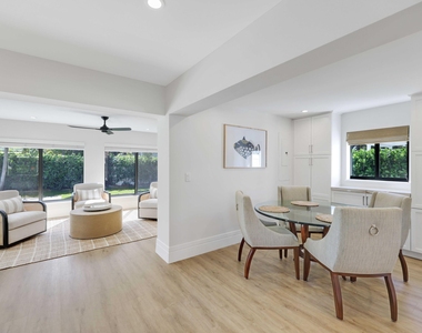 340 Ne 23rd Way - Photo Thumbnail 14
