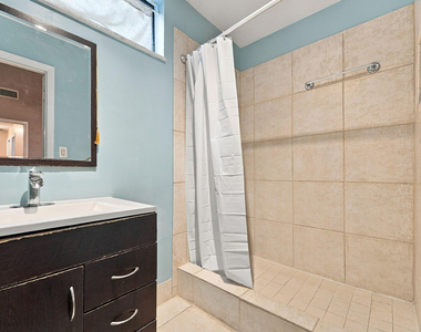 8690 Nw 40th Street - Photo Thumbnail 7