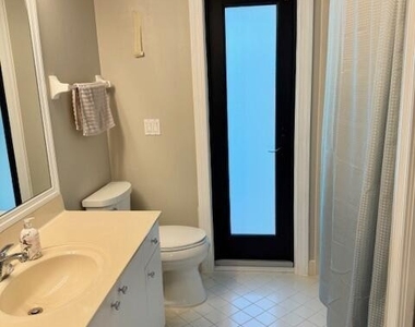 1919 Lindsey Court - Photo Thumbnail 21