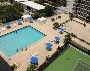 525 N Ocean Boulevard - Photo Thumbnail 15