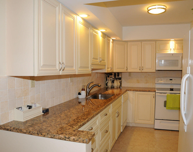 525 N Ocean Boulevard - Photo Thumbnail 2