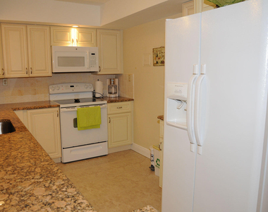 525 N Ocean Boulevard - Photo Thumbnail 3