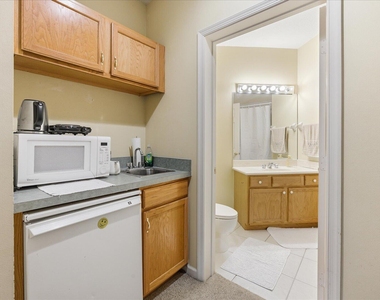 8340 Mulligan Circle - Photo Thumbnail 5