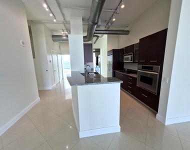 3029 Ne 188th Street - Photo Thumbnail 9