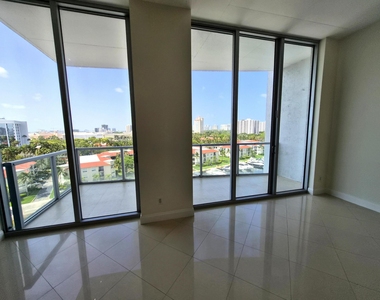 3029 Ne 188th Street - Photo Thumbnail 4