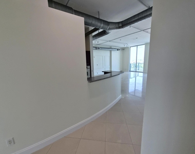 3029 Ne 188th Street - Photo Thumbnail 37